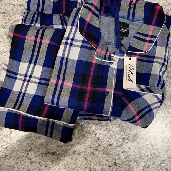 New Revolve/Shopbop Plush Plaid PJ Set. XS - Picture 6 of 13